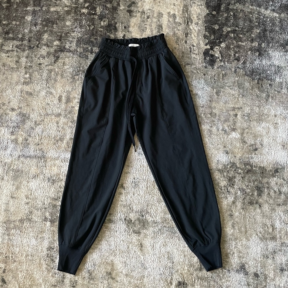 Abercrombie and Fitch black joggers. Kids size XXS. LIKE NEW.